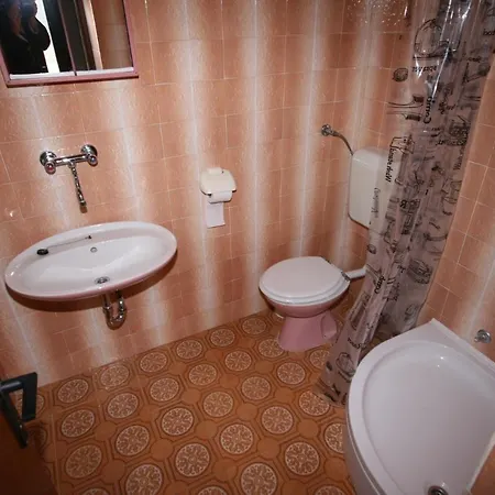 With Parking Spaces Grebastica, Sibenik - 4312 Brodarica (Sibenik-Knin)