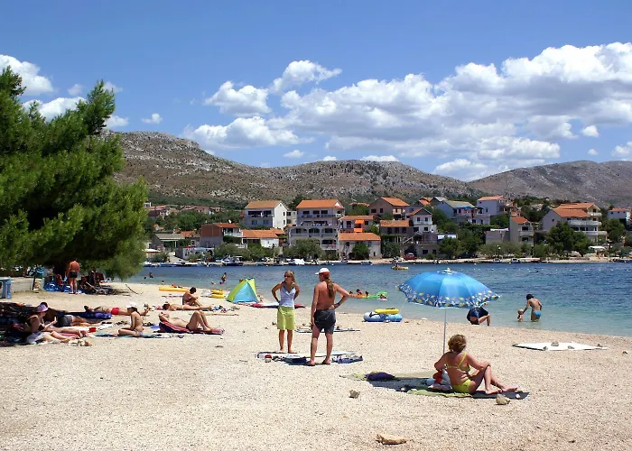 With Parking Spaces Grebastica, Sibenik - 4312 * Brodarica (Sibenik-Knin)