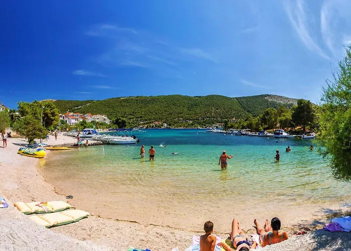 Daire With Parking Spaces Grebastica, Sibenik - 4312 *