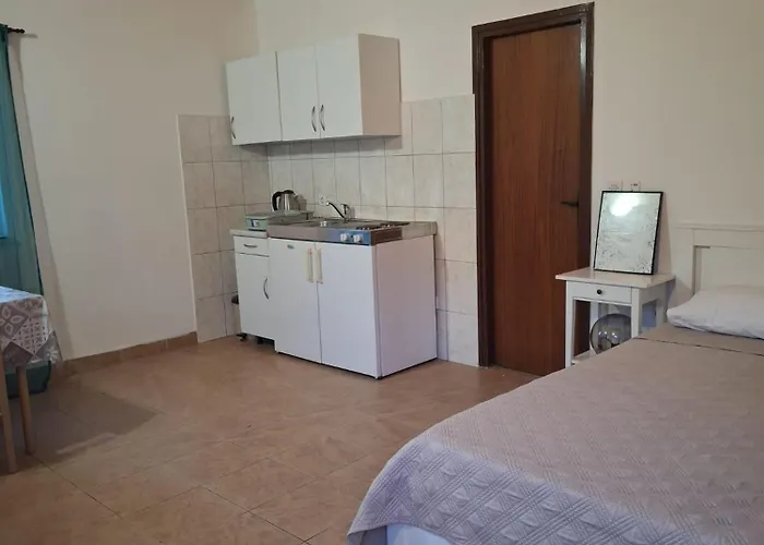 With Parking Spaces Grebastica, Sibenik - 4312 Brodarica (Sibenik-Knin)